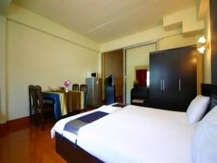 2Gether Guesthouse Karon Esterno foto